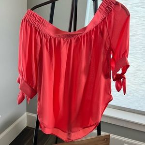 Short sleeve off the shoulder top. Size Small
